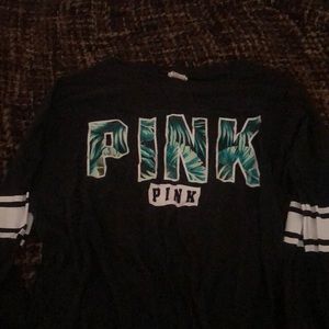 VS Pink Top